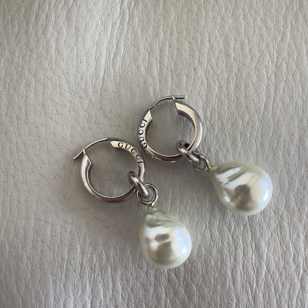 NEW GUCCI HOOP EARRINGS WITH PEARL DROPS 925 Sterling Silver - Picture 7 of 9